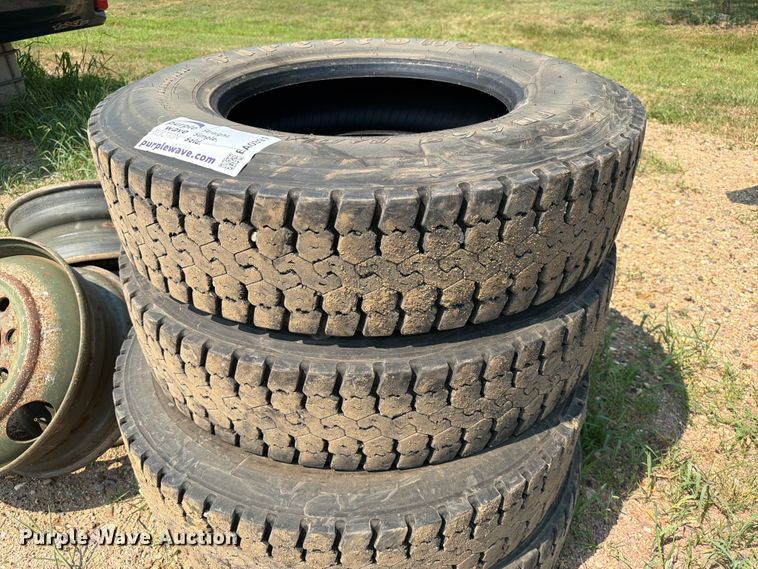 image for item EA0391 Tires and wheels