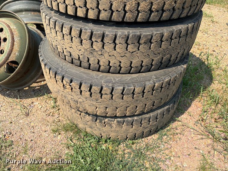 image for item EA0391 Tires and wheels
