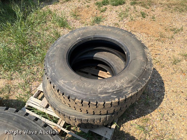 image for item EA0391 Tires and wheels