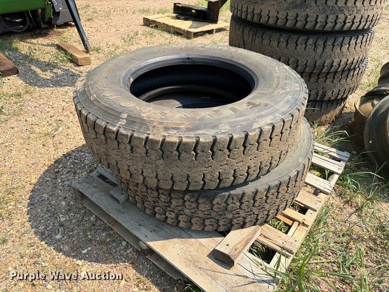 image for item EA0391 Tires and wheels