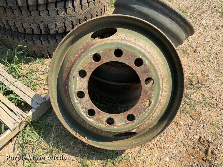 image for item EA0391 Tires and wheels