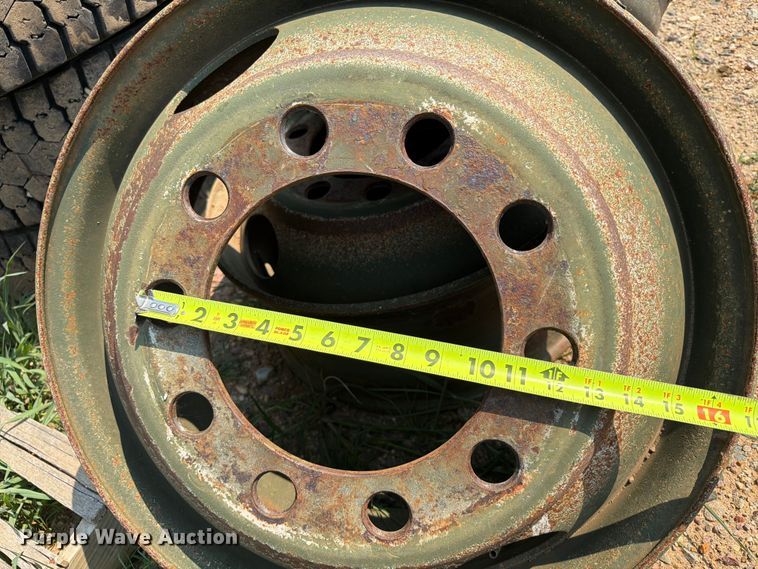 image for item EA0391 Tires and wheels