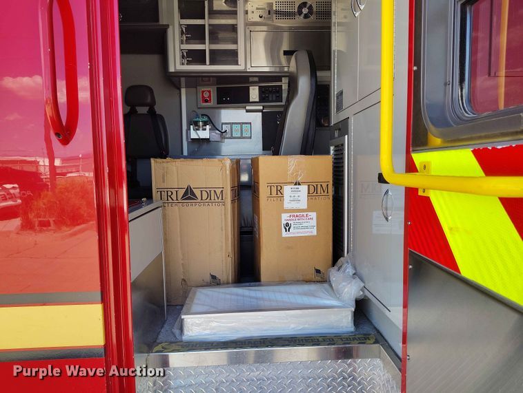 image for item ED0139 2017 Ford F450 Super Duty Ext. Cab ambulance