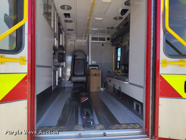 image for item ED0139 2017 Ford F450 Super Duty Ext. Cab ambulance