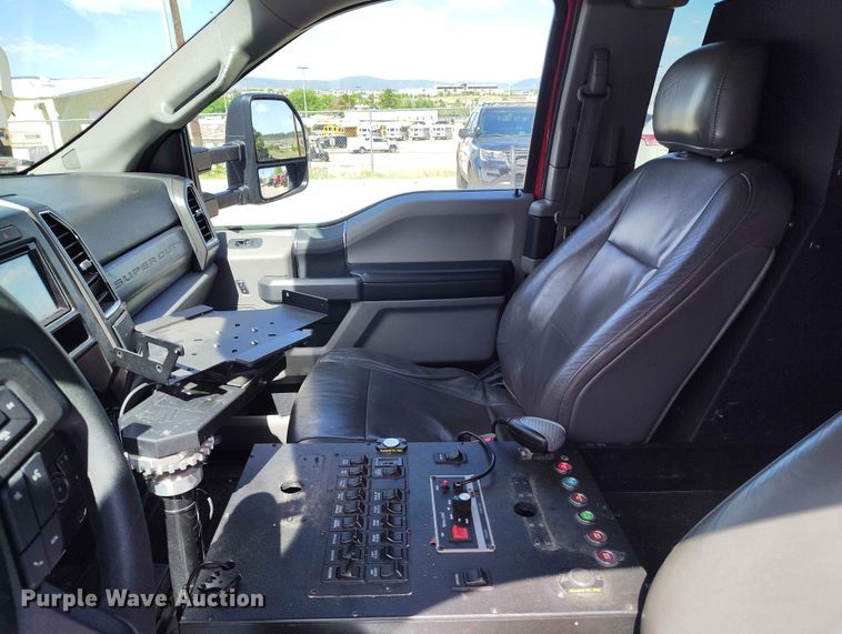 image for item ED0139 2017 Ford F450 Super Duty Ext. Cab ambulance