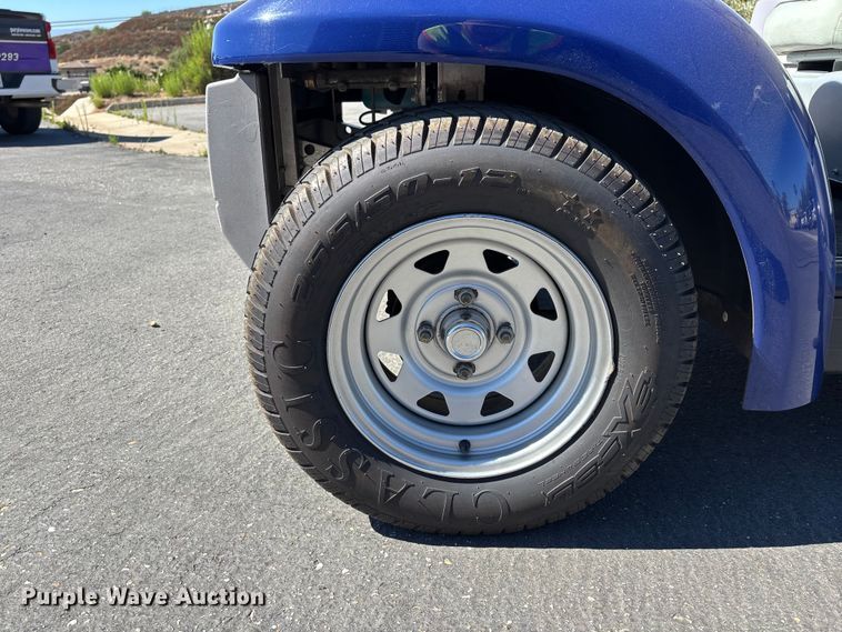 image for item EL2556 2002 Ford Think Neighbor utility vehicle