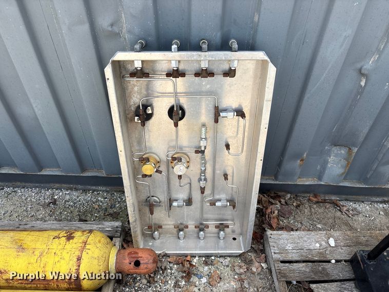 image for item EO4204 Tools
