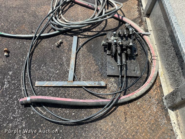 image for item EO4441 Dump flatbed