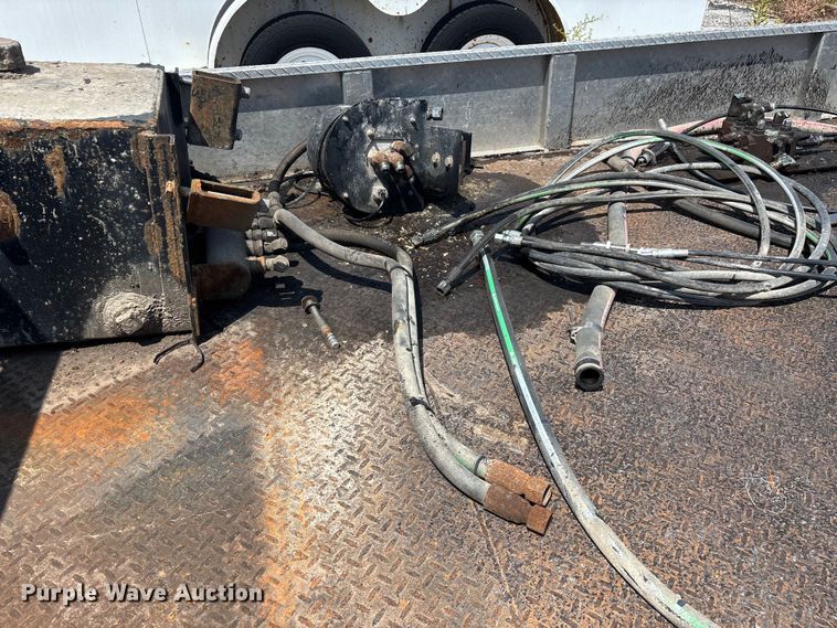 image for item EO4441 Dump flatbed
