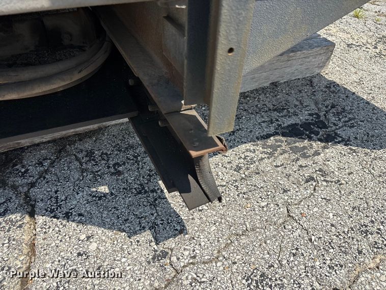 image for item EO4441 Dump flatbed