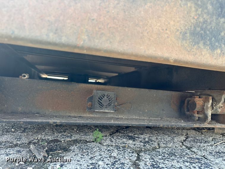 image for item EO4441 Dump flatbed