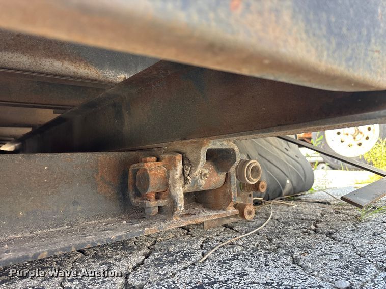 image for item EO4441 Dump flatbed