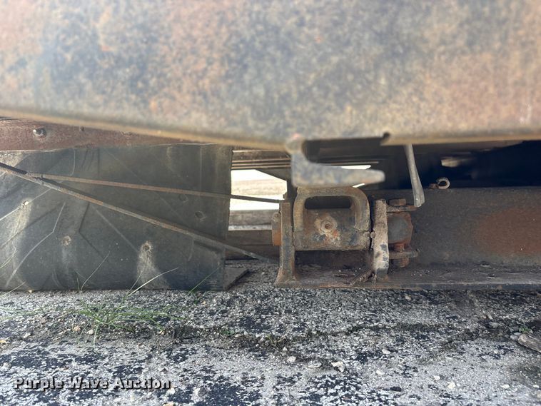 image for item EO4441 Dump flatbed