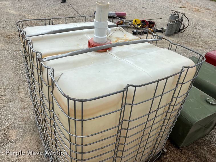 image for item EO4443 (5) tanks