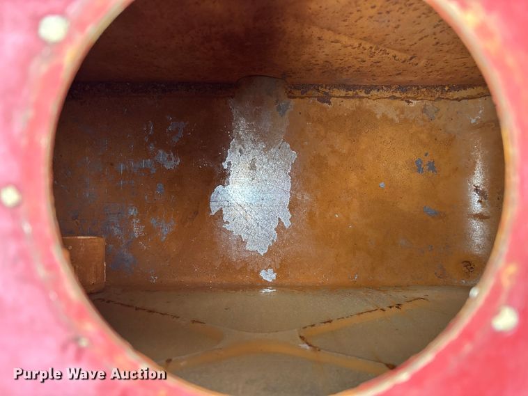 image for item EO4443 (5) tanks