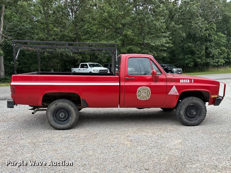 image for item EO4444 1986 Chevrolet D 30 pickup truck
