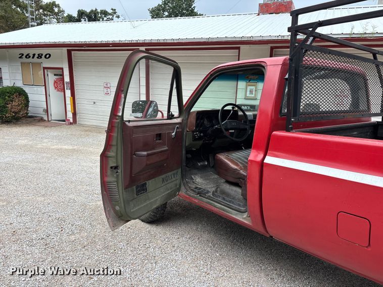 image for item EO4444 1986 Chevrolet D 30 pickup truck