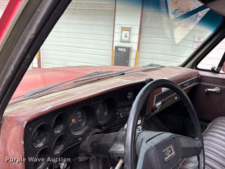 image for item EO4444 1986 Chevrolet D 30 pickup truck
