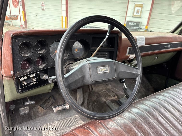 image for item EO4444 1986 Chevrolet D 30 pickup truck