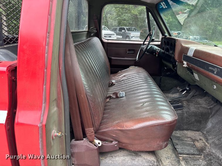 image for item EO4444 1986 Chevrolet D 30 pickup truck