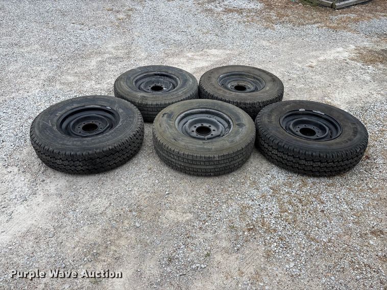 image for item EO4444 1986 Chevrolet D 30 pickup truck