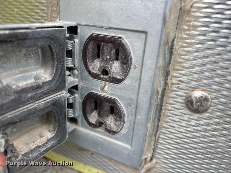 image for item EO4445 1972 Ford 900 pumper fire truck