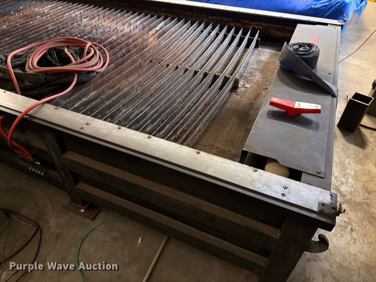 image for item ER1863 Lincoln Torchmate plasma cutting table