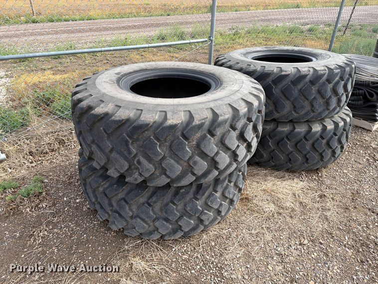 image for item ER1938 (4) Michelin XTLA 20.5R25 tires