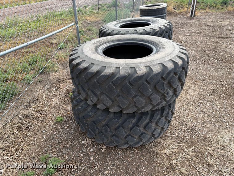 image for item ER1938 (4) Michelin XTLA 20.5R25 tires