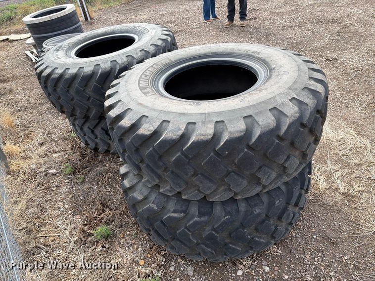 image for item ER1938 (4) Michelin XTLA 20.5R25 tires