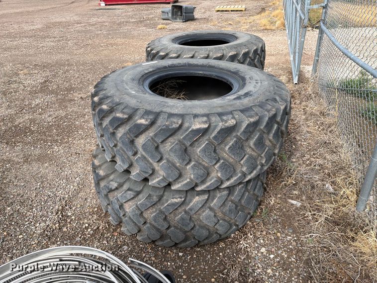 image for item ER1938 (4) Michelin XTLA 20.5R25 tires