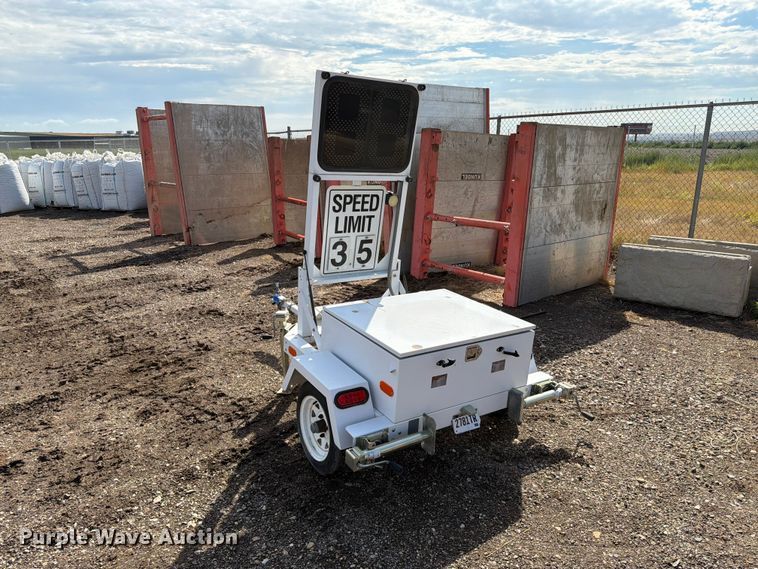 image for item ER1943 2009 B&W Custom Truck Beds OS-300 speed limit sign trailer