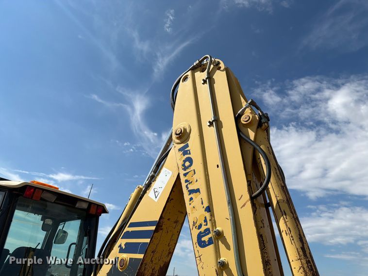image for item ER1944 2005 Komatsu WB140 backhoe