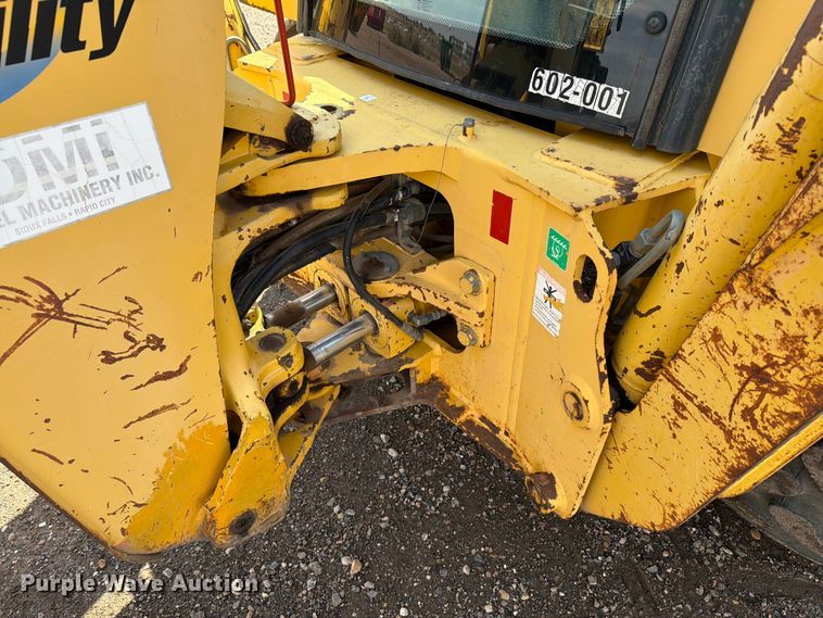 image for item ER1944 2005 Komatsu WB140 backhoe