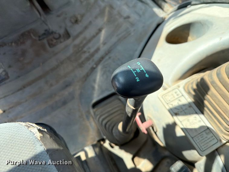 image for item ER1944 2005 Komatsu WB140 backhoe