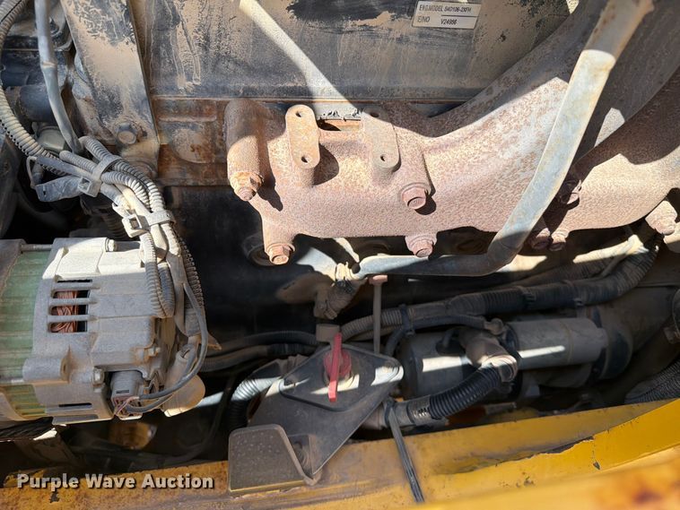 image for item ER1944 2005 Komatsu WB140 backhoe