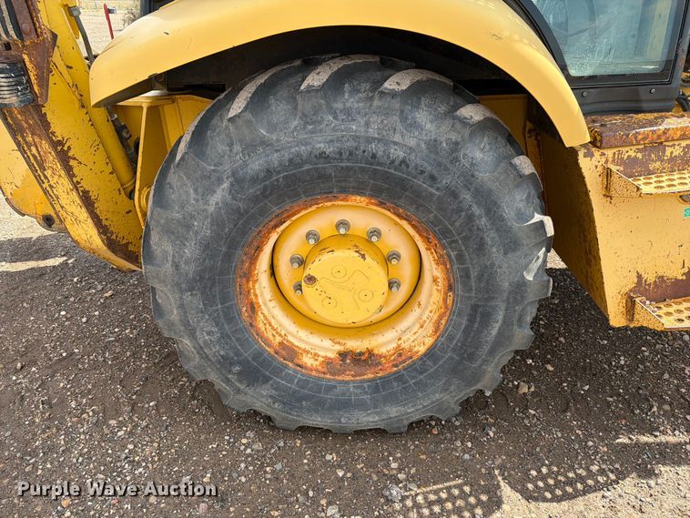image for item ER1944 2005 Komatsu WB140 backhoe