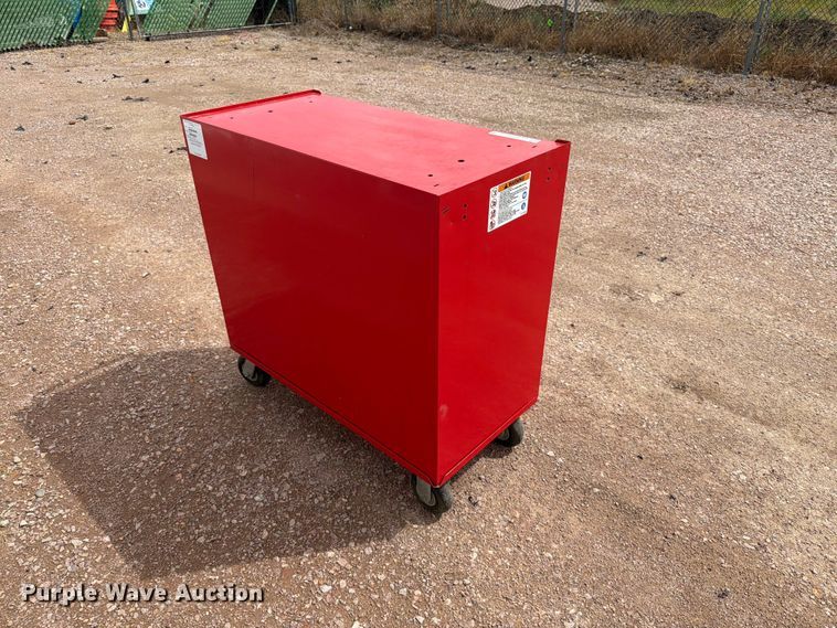 image for item ER1945 Snap On NM0028FPB0 toolbox