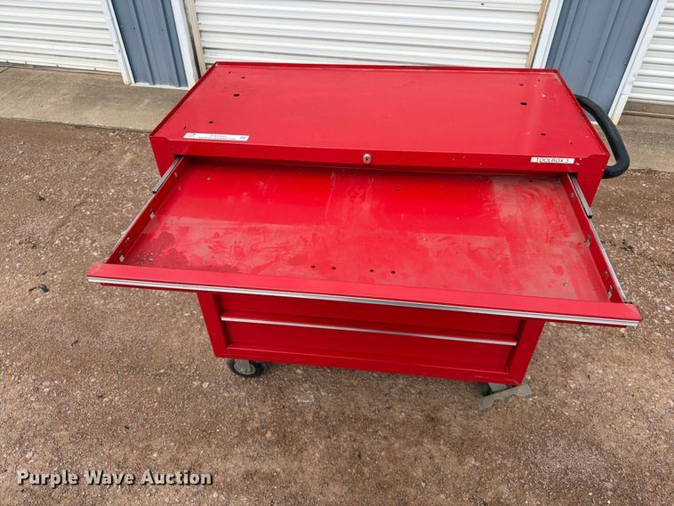 image for item ER1945 Snap On NM0028FPB0 toolbox