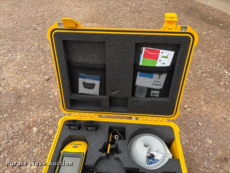 image for item ER1947 Trimble Geo7x surveying equipment