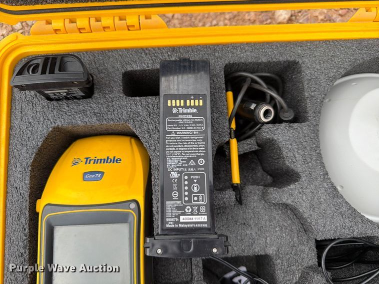 image for item ER1947 Trimble Geo7x surveying equipment