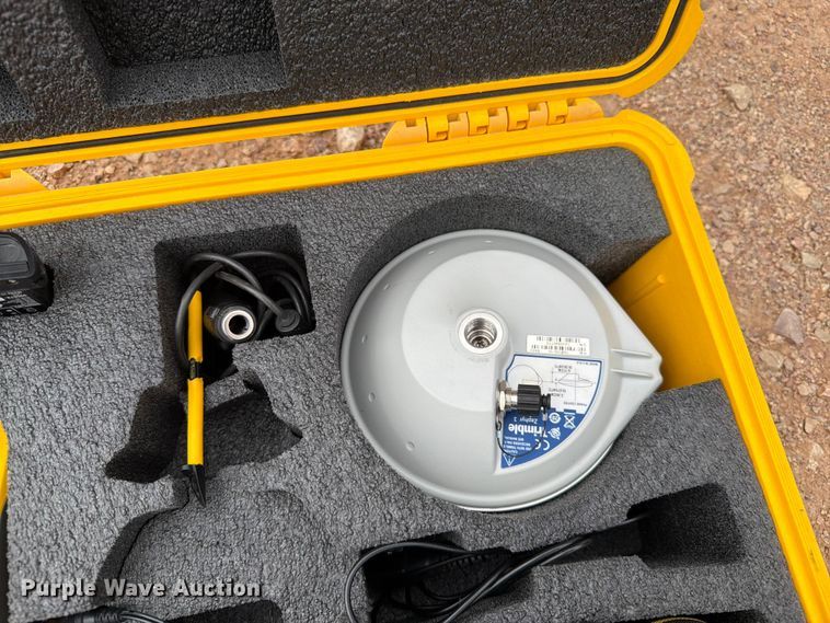 image for item ER1947 Trimble Geo7x surveying equipment