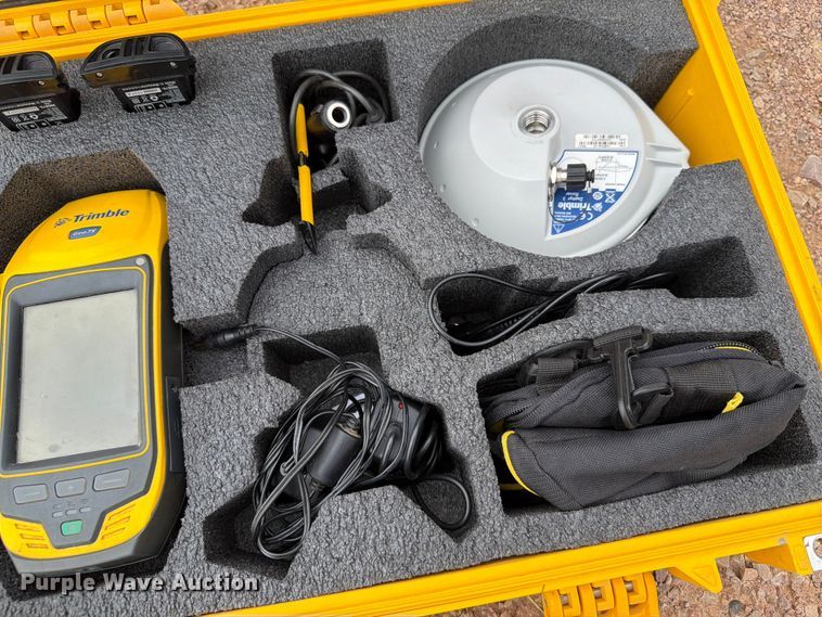 image for item ER1947 Trimble Geo7x surveying equipment