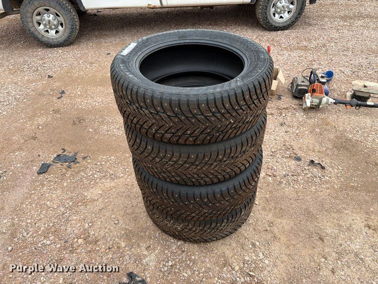 image for item ER1949 (4) Nokian 255/55R20 tires