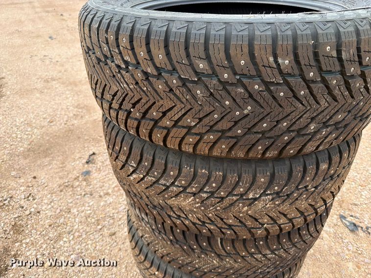 image for item ER1949 (4) Nokian 255/55R20 tires