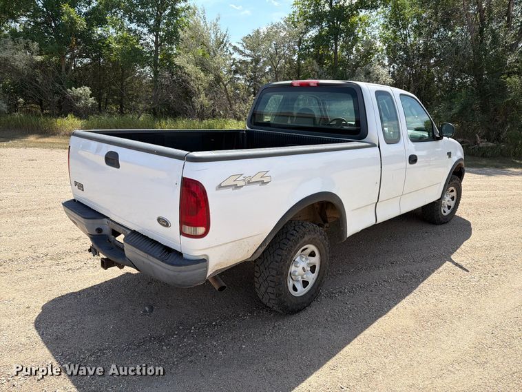 image for item ER1986 2002 Ford F150 Ext. Cab pickup truck