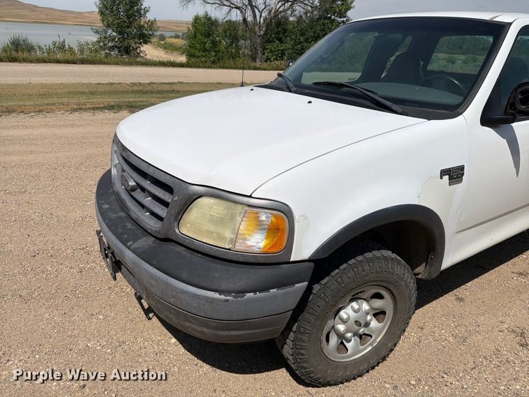 image for item ER1986 2002 Ford F150 Ext. Cab pickup truck
