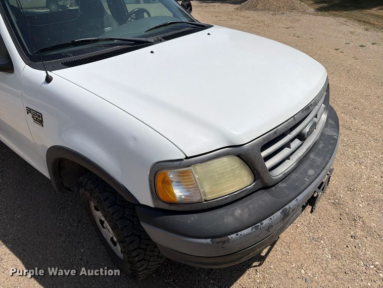 image for item ER1986 2002 Ford F150 Ext. Cab pickup truck