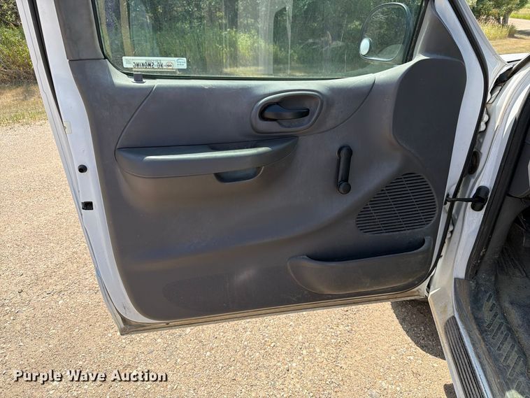 image for item ER1986 2002 Ford F150 Ext. Cab pickup truck