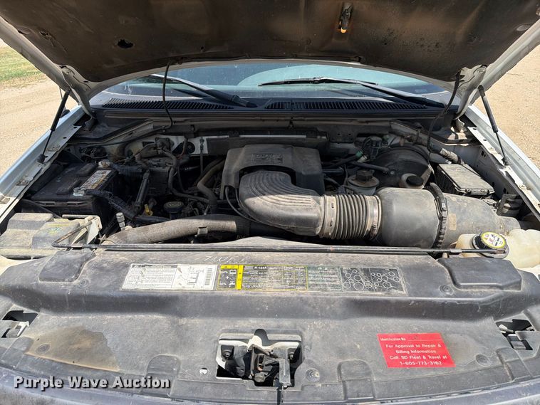 image for item ER1986 2002 Ford F150 Ext. Cab pickup truck